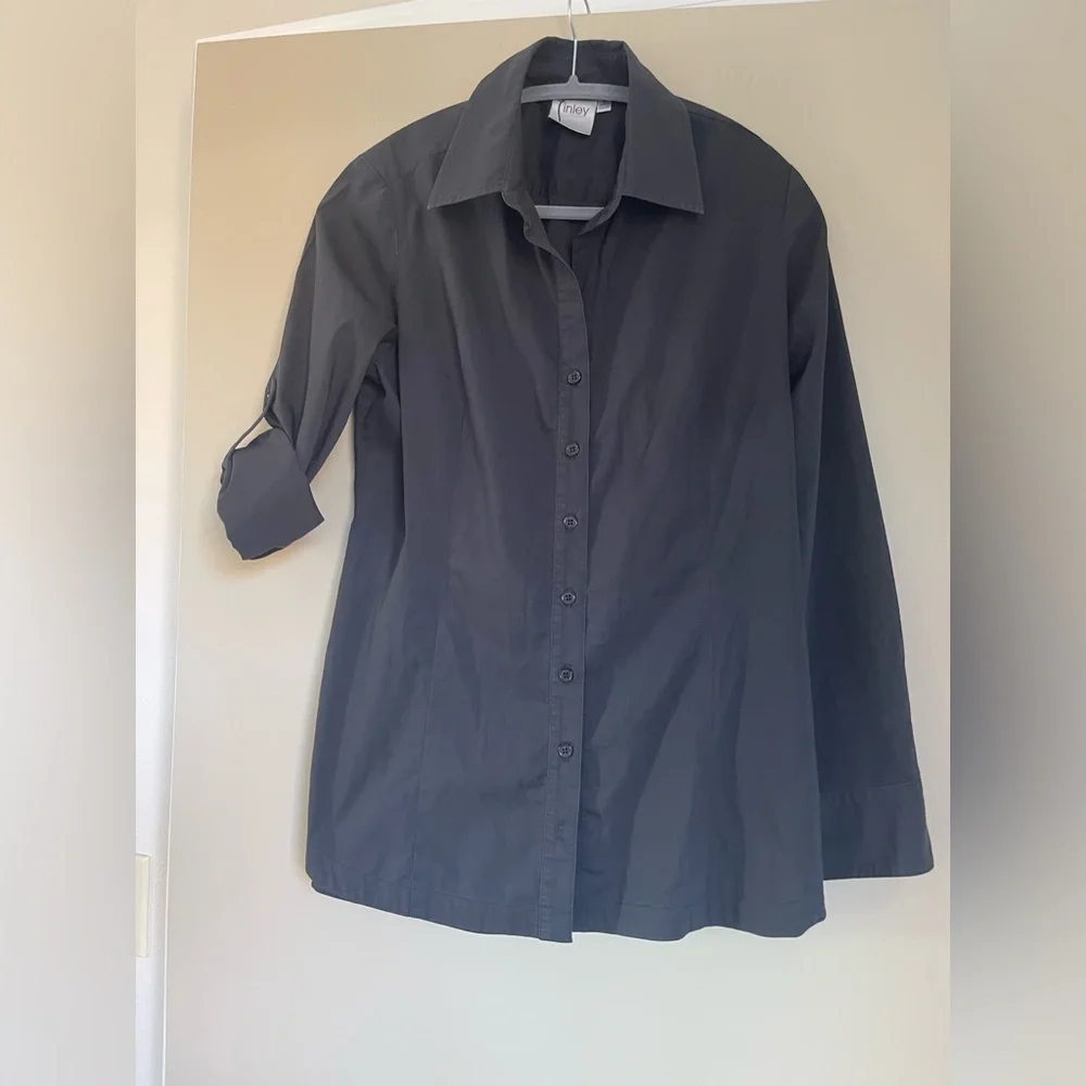 Finley button down Joey roll sleeve top black  sz medium. - Picture 3 of 6